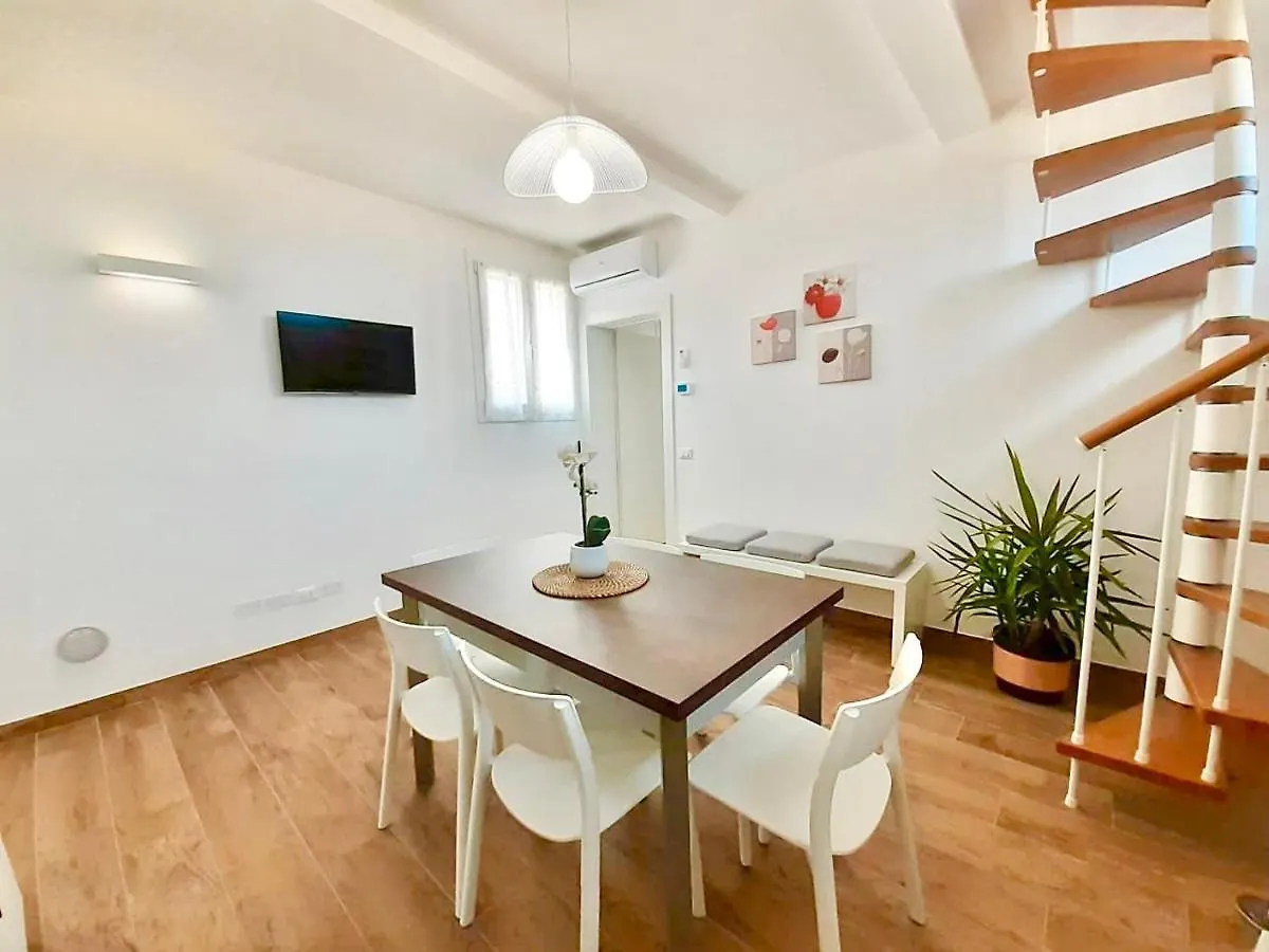 Casa Vacanze con Vista Mare e Giardino - Amanecer Marzocca