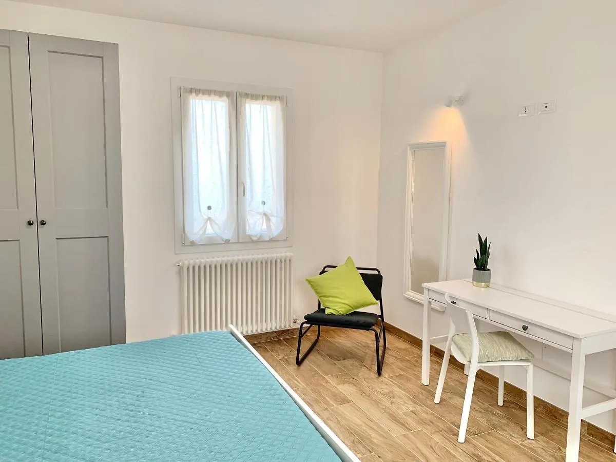 Casa Vacanze con Vista Mare e Giardino - Amanecer Marzocca 0*,