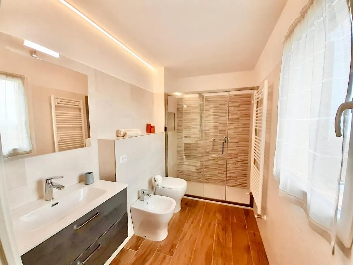Casa Vacanze con Vista Mare e Giardino - Amanecer Marzocca Italia